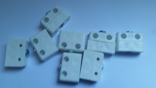 4 x Conector de muebles derribado blanco bloque de unión modestia accesorios KD - Imagen 2 de 2