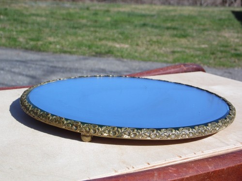 Vintage Footed Circular Ornate Vanity Mirror Tray Perfume Jewelry Stand - Picture 7 of 11