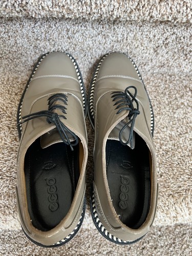 Christian Louboutin Men's Leather Brogue Oxfords Shoes. Size EU 40.5/ US 7.5. - Picture 6 of 16