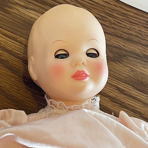 Vintage Suzanne Gibson Baby Carin Blue Sleepy Eyes Soft Body 12” Plastic - Picture 9 of 16