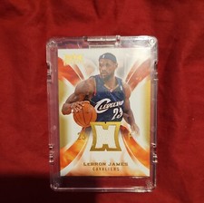 2008-09 Fleer Hot Prospects. Hot Materials Jerseys. #HM-LJ LeBron James