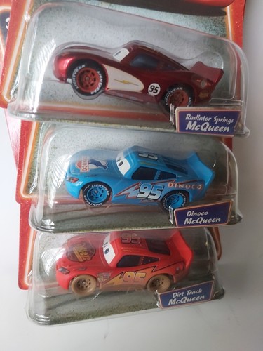 3 Stück Disney Pixar Cars McQueen Set, Dinoco, Dirt Track und Radiator Springs - Bild 2 von 5