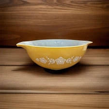 Vintage Pyrex Butterfly Gold 404 Mixing Bowl 4 Qt #404 – 1970s Orange Floral
