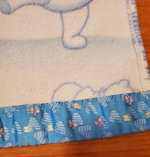 Winnie The Pooh Blanket White w/Blue print Satin Trim **SEE Size Below** - Picture 5 of 7