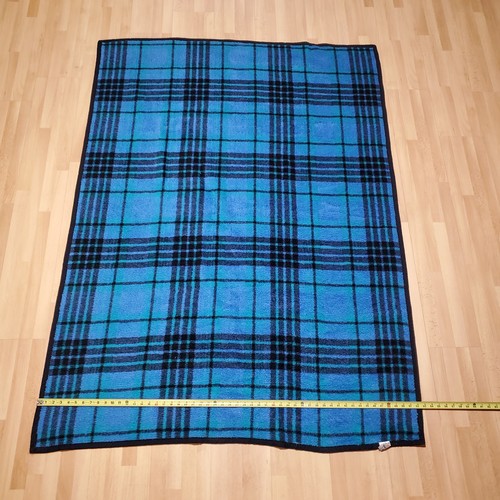Mora Acrylic Reversible Striped Plaid Throw 71"x53" Vtg Made in Spain Blue Green - Picture 9 of 9