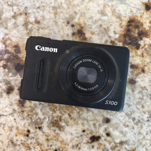 Canon Power Shot S100 schwarz 12,1 MP Digitalkamera. FÜR TEILE ODER REPARATUR. LESEN.
