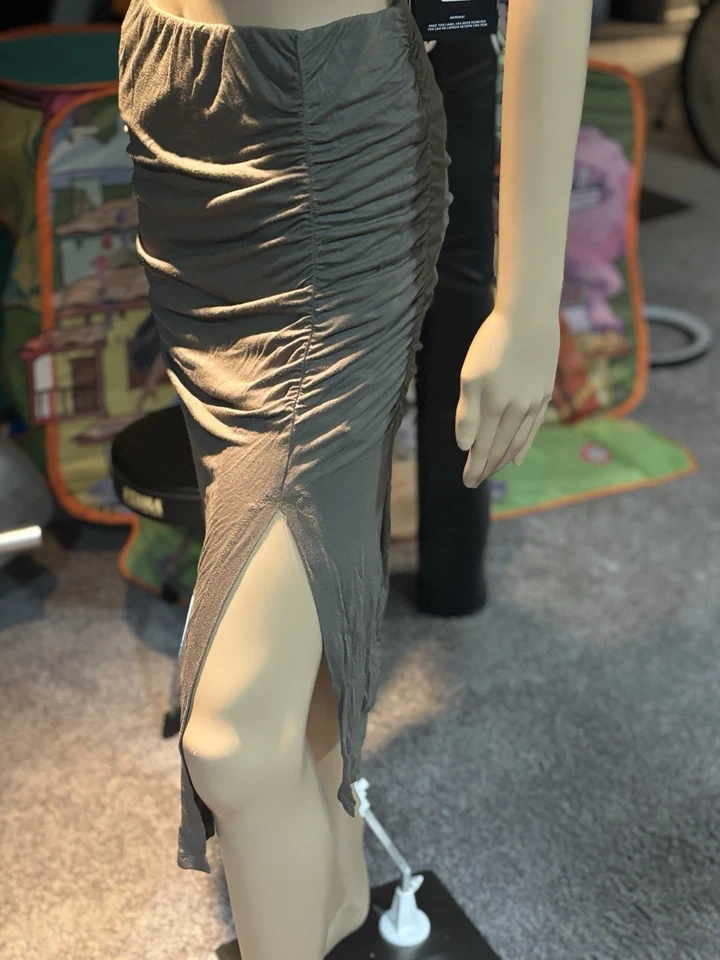 i jeans by buffalo verde oliva lentejuelas maxi falda talla pequeña Foto 2 de 4