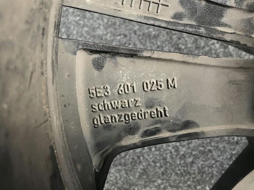 SKODA OCTAVIA IV 4 RS Alufelge 7.5Jx18 ET48 5x112 gebraucht 5E3601025M - Bild 4 von 6