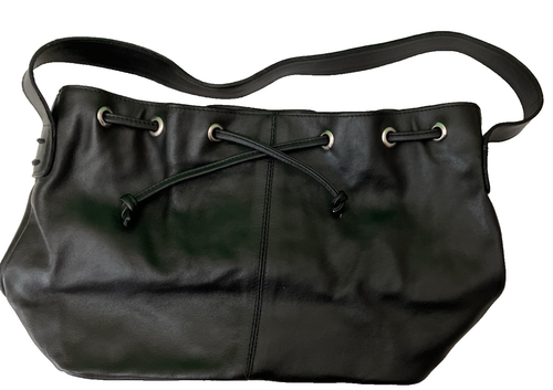United Colors of Benetton schwarze Leder Handtasche Kordelzugverschluss - Bild 12 von 14
