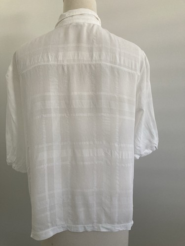 White Self Patterned striped Blouse By River Island. Size 10. - Picture 4 of 4