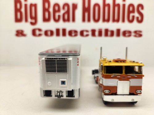 New 1/64 DCP #60-0534 Monfort of Colorado 352 Peterbilt W/Vintage Reefer - Picture 7 of 12