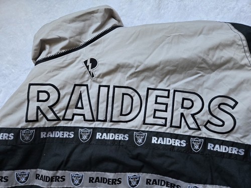 VTG 90s Pro Player Oakland Raiders Mens Jacket NFL Puffer Spell Out. Size: M - Picture 9 of 18