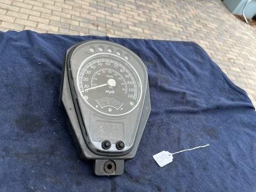 SUZUKI C50 VL800 C 50 VL 800 SPEEDOMETER DASH LIGHT GAUGE