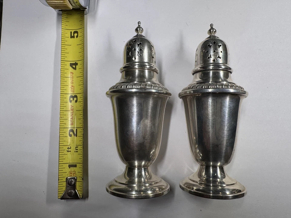 Lote de 2 cocteleras de sal y pimienta Gorham plata esterlina 759 patrón Gadroon #2 84 g Foto 3 de 4