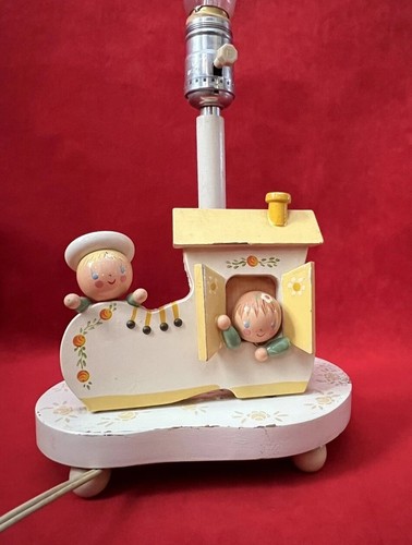 Vintage Nursery Plastics Shoe House Lamp Old Woman Kids Light Up Base 1970’s