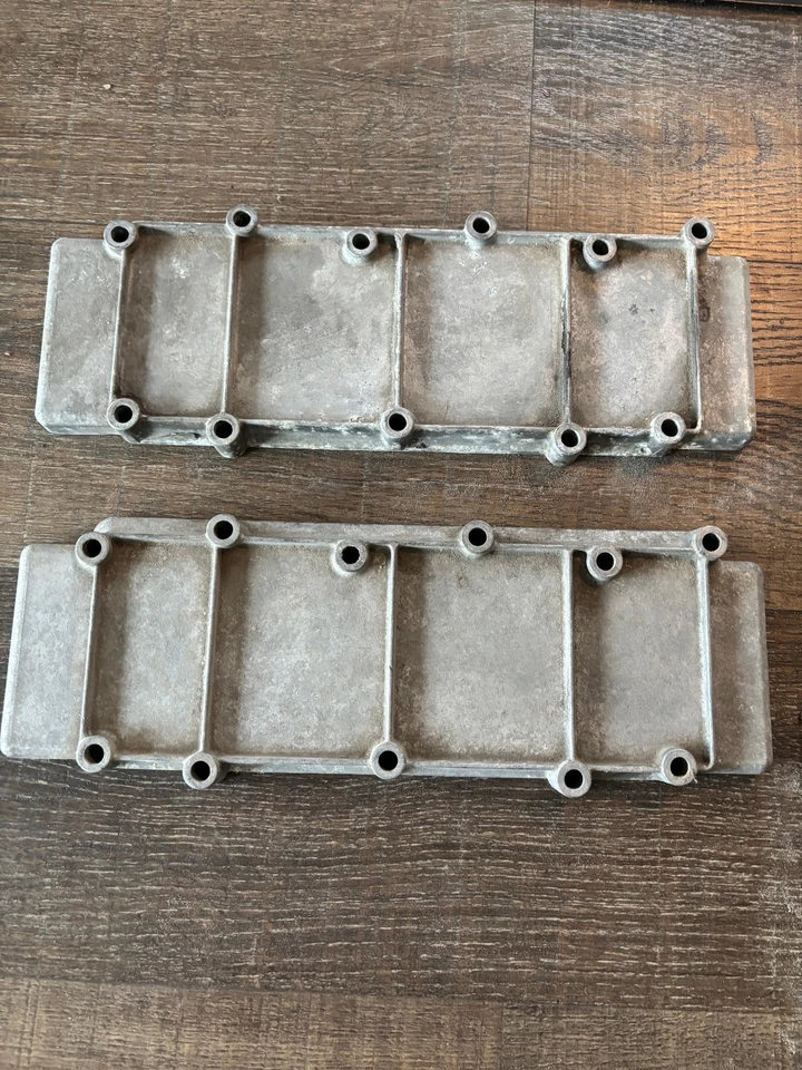 Cubiertas de válvula 901.105.116.2R Porsche 911 Foto 4 de 4