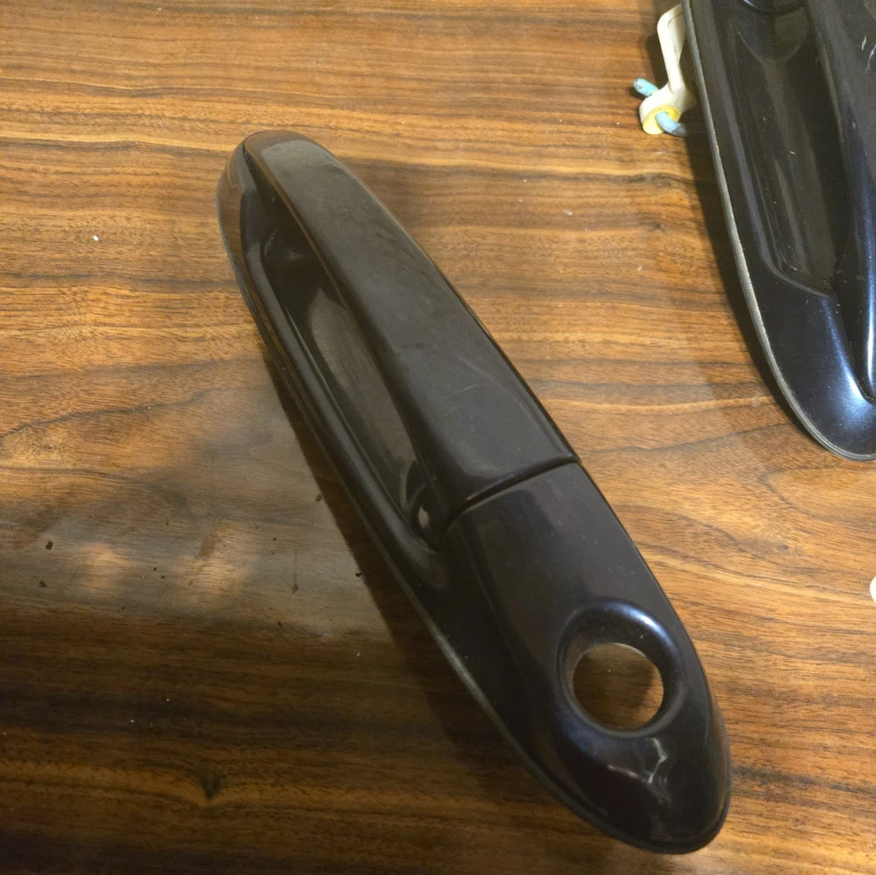 Левая передняя наружная дверная ручка для водителя 00 01 02 03 04 05 06 Lincoln LS   - Изображение 2 из 3