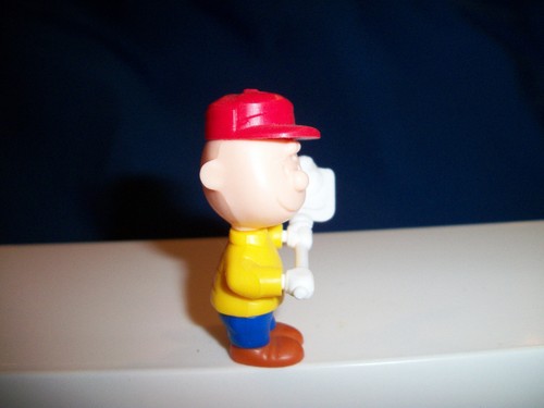 PEANUTS Kinder Surprise K00 Figurine CHARLIE BROWN 1999 - Picture 2 of 3