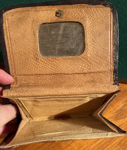 Vintage Embossed Painted Leather Clutch Purse. - Picture 5 of 7