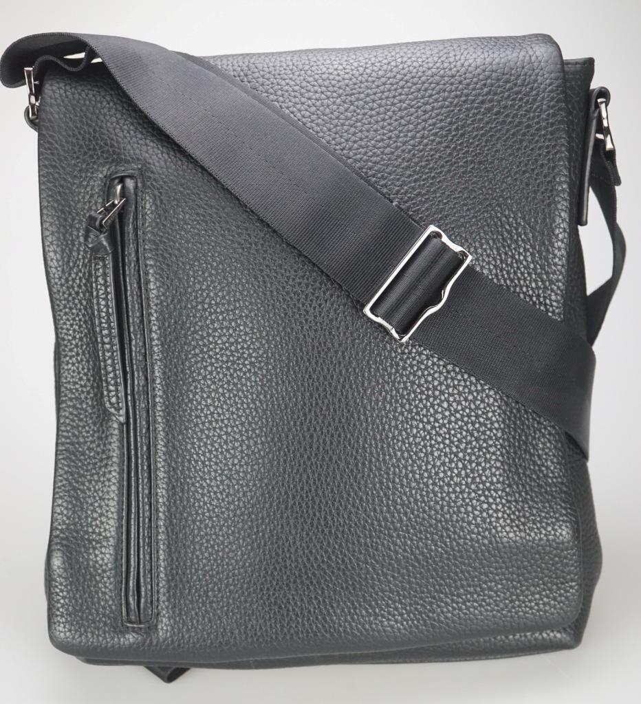 Oroton shop messenger bag