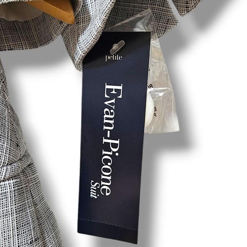 NWT Evan Picone Women’s 2 Piece Skirt Suit Size 6P Gray 3 Button Jacket Blazer - Picture 4 of 7