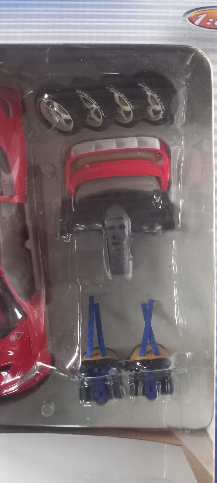 Foto 5 di 8