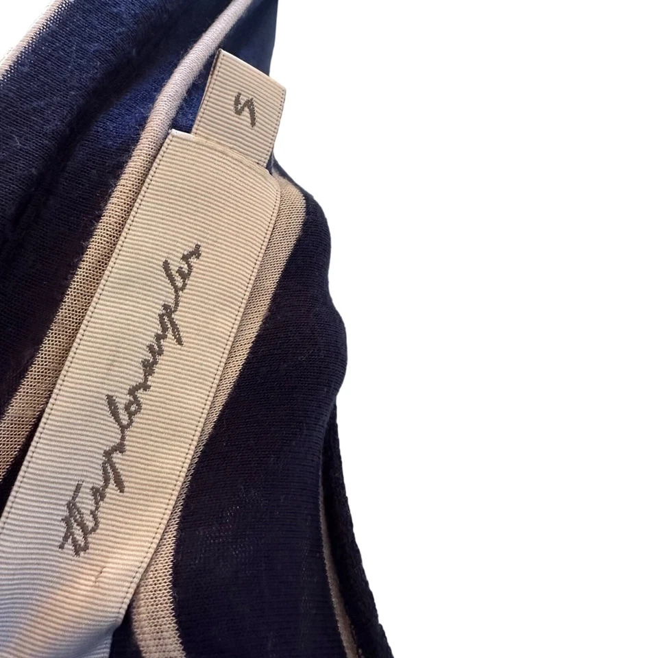 Vestido maxi Tbags Los Angeles listrado azul branco buraco na chave tamanho P - Imagem 3 de 4