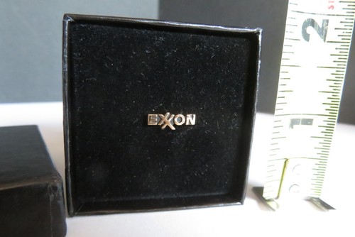VINTAGE EXXON 10K Gold Lapel Pin Tie Tack - 10K CTO Carat Total Weight. W/Box - Picture 2 of 19