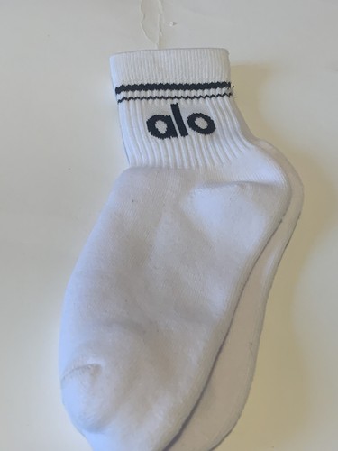 ALO Unisex Half-Crew Throwback Socks White/Black 7-10 RRP 26 - Picture 5 of 9