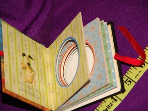 Álbum de fotos Wallace & Gromit de 4 pulgadas NUEVO - Imagen 3 de 3
