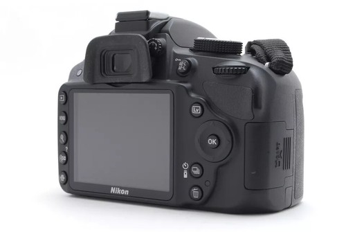 MINT Nikon D3200 SLR Digital Camera - Picture 4 of 6