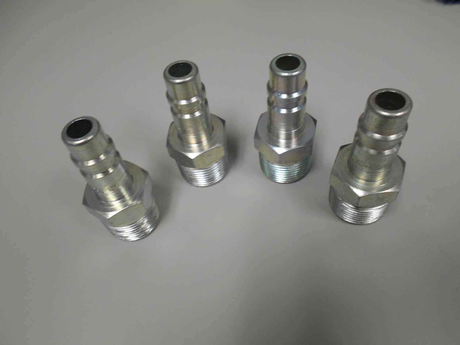 Dixon Quick-Disconnect Hose Coupling  1/2