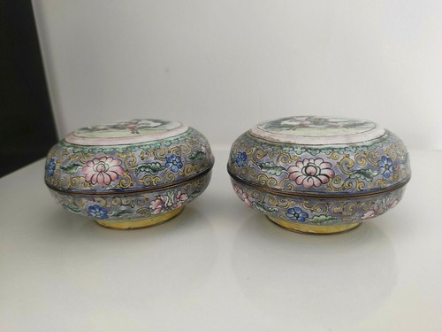 OLD COLLECTION OF BLUE AND WHITE CHINESE PORCELAIN VASE - Picture 1 of 12