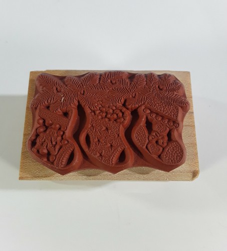 Hero Arts C537 Stocking Trio Rubber Stamp 1991 - Picture 2 of 6