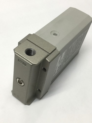 SMC IDG5H-F01 Membrane Air Dryer Unit, -15°C Dew Point, 50 L/min, G1/8 Ports - Picture 4 of 4