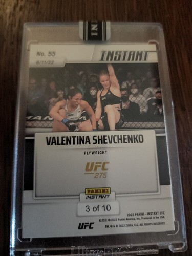 2022 Panini Ufc Valentina Shevchenko auto /10 -defends belt ufc 275 SP- in hand - Picture 2 of 2