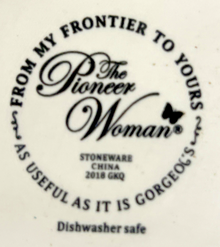 The Pioneer Woman Roses Stoneware Ceramic Measuring Cup with Handle Pitcher Exc - Picture 9 of 9