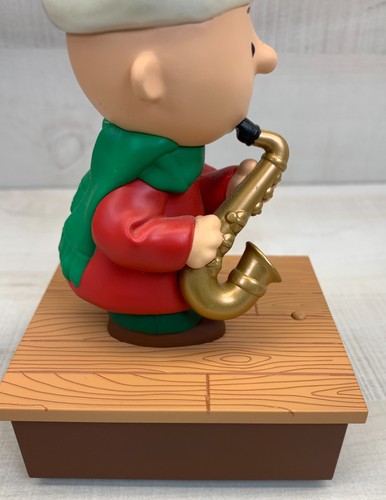 See Video 2011 Hallmark Peanuts Charlie Brown Wireless Musical Band Figure Works - Picture 4 of 10