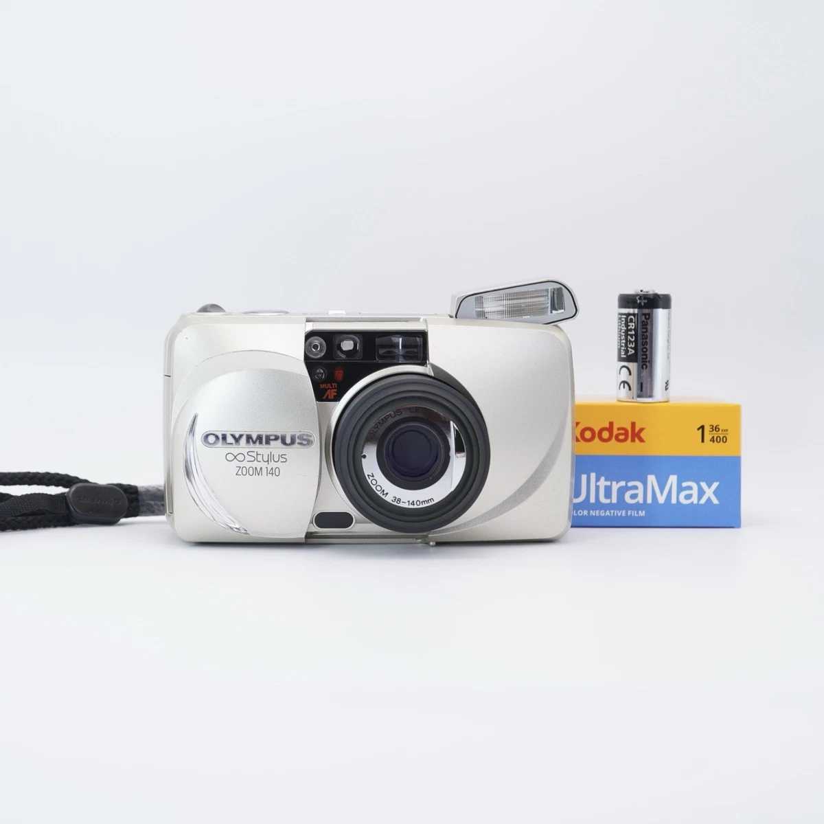 Olympus μ Zoom 140 & Canon Autoboy S Olympus μ[mju:] Zoom 140