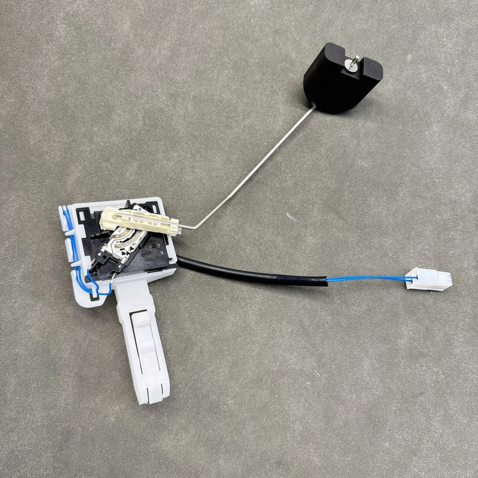 1Set 7L0919673D 7L0919673F NEW Fuel Level Sensor for VW Touareg Porsche Cayenne — 第 3/4 张图片