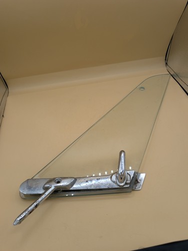 1963-1964 Plymouth Fury Belvedere B Body Right Pass Vent Window Glass 330 440 - Picture 6 of 6