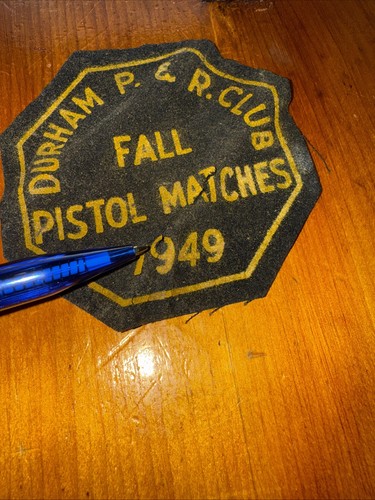 Parche de fieltro Durham P. & R. Club Fall Pistol Match 1949 - Imagen 8 de 9