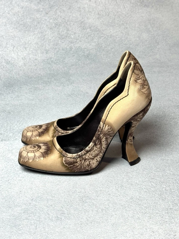 Rare Vintage Prada Sculptural High Heels Floral Pumps Satin Leather Baroque Size - Image 2 of 4