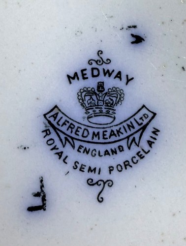 Antique 1907 Alfred Meakin Flow Blue Soup Bowl 7 1/4" - Picture 5 of 7