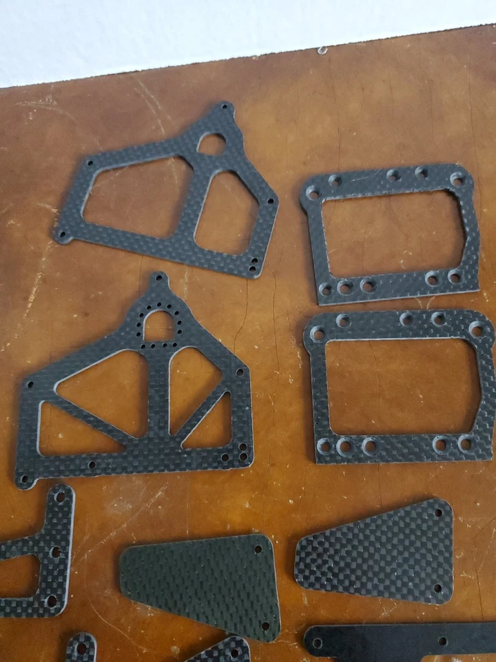 Vintage Team Associated Rc12L LOT of 15 Misc Carbon Fiber Chassis Parts - Image 3 of 4
