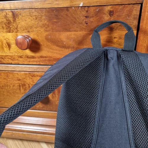 Salomon Black Backpack In Great Condition - Picture 7 of 14