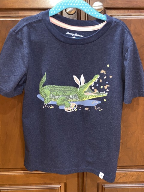 Maglietta grafica a tema pasquale Tommy Bahama blu navy alligatore - taglia small per bambini Maglietta grafica a tema pasquale Tommy Bahama blu navy alligatore - taglia small per bambini