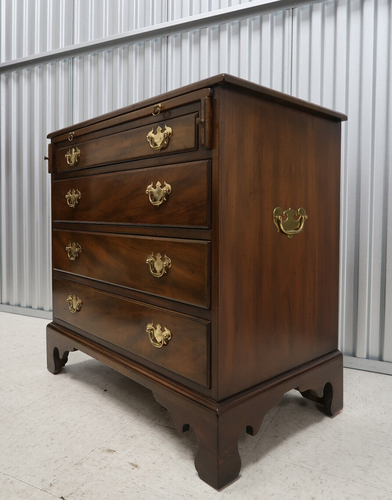 Kittinger Williamsburg Collection Traditional Bachelor Chest - Picture 10 of 15