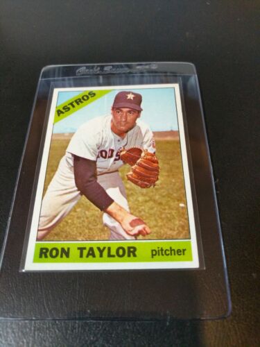 1966 Topps Set Break #174 Ron Taylor NM-MT