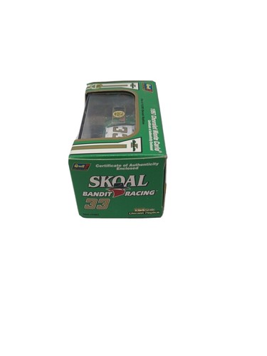 Revell Skoal Bandit Monte Carlo 1/64 Diecast Ken Schrader - Picture 2 of 2